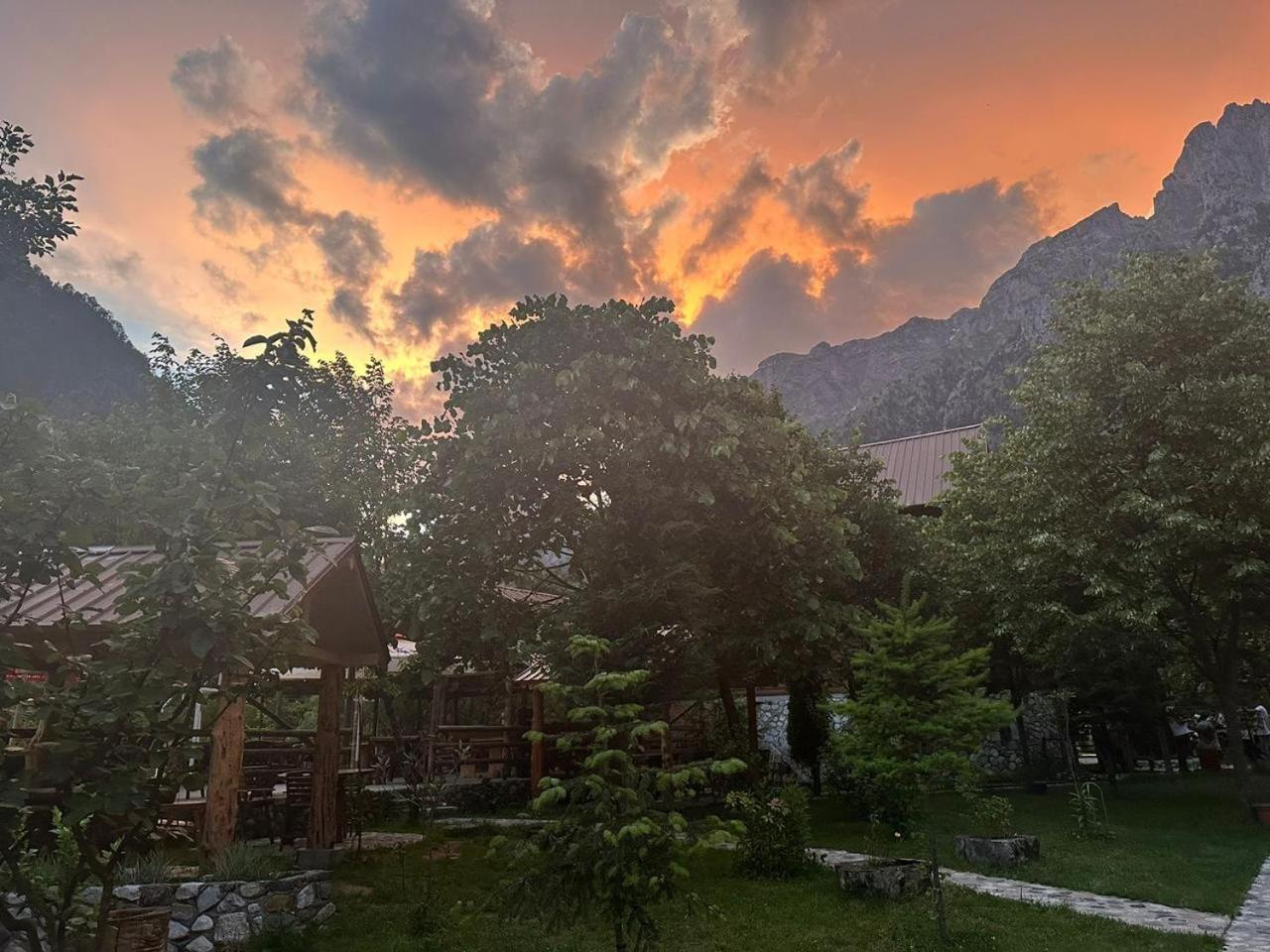 Valbona Relax Otel Dış mekan fotoğraf
